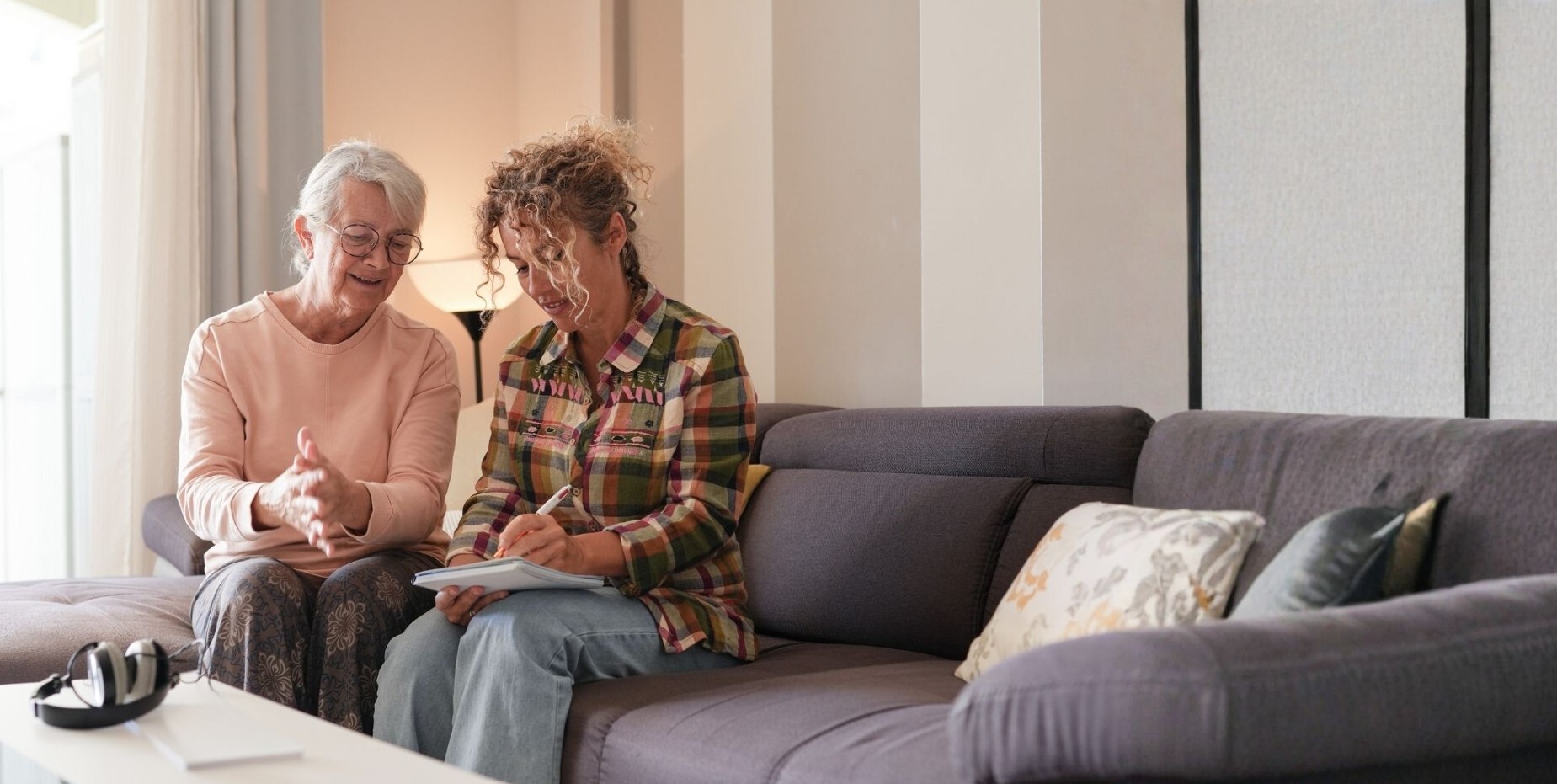 two ladies sitting 1920
